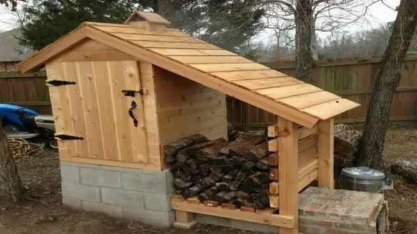 How to build a small smokehouse