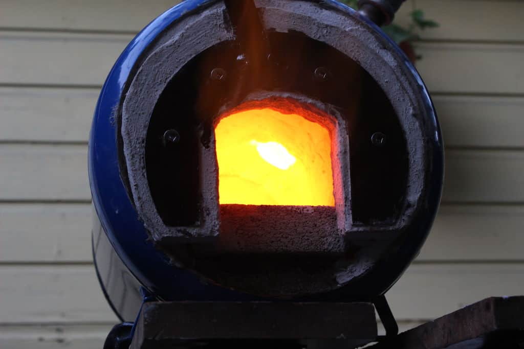 20 Homemade Forge Plans & Tutorials For Every Skill Level 13 High-End Forge