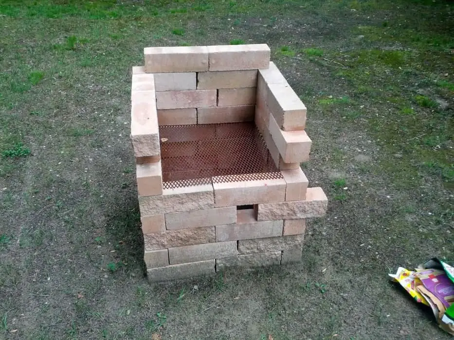 20 Homemade Forge Plans & Tutorials For Every Skill Level 14 Compact Forge