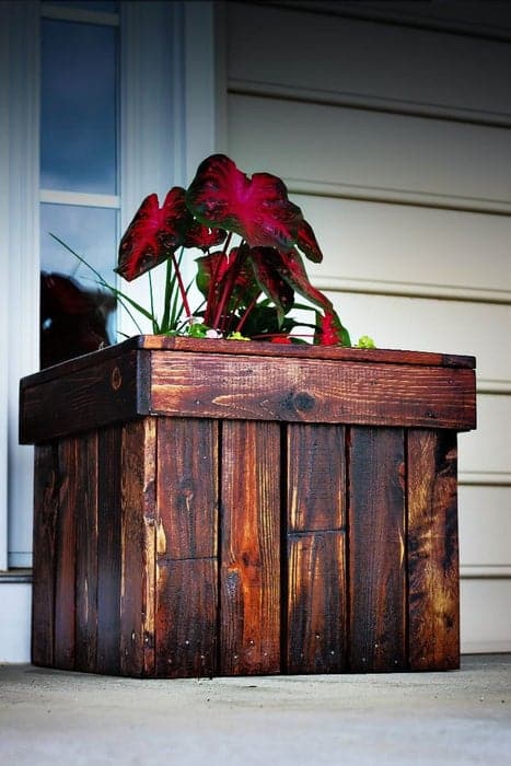 Planter Made From A Wood Pallet 