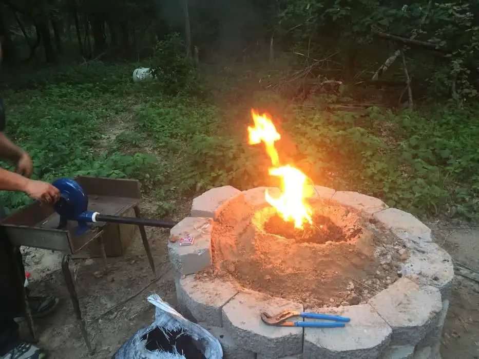 20 Homemade Forge Plans & Tutorials For Every Skill Level 19 Ground Forge