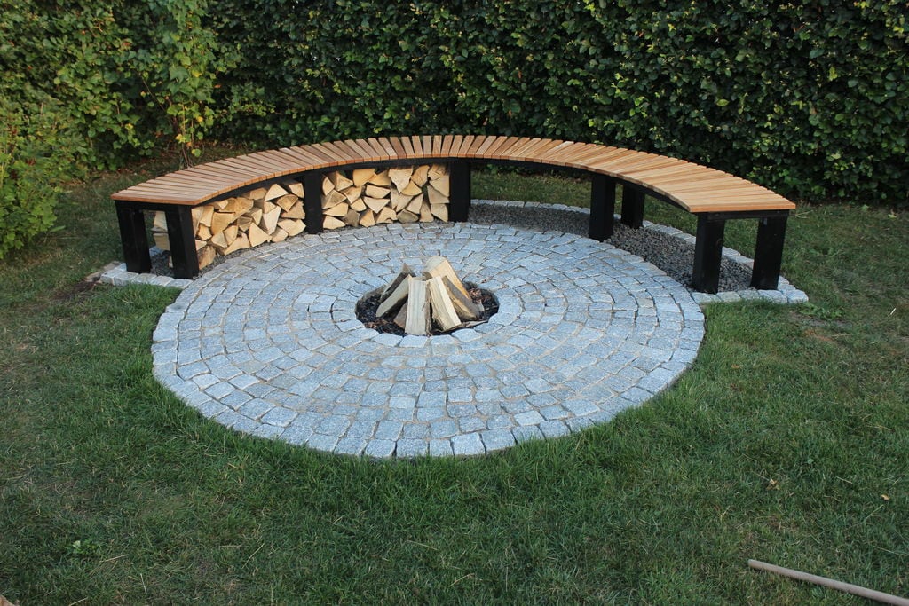 Garden Fireplace With Wood-Storage Bench