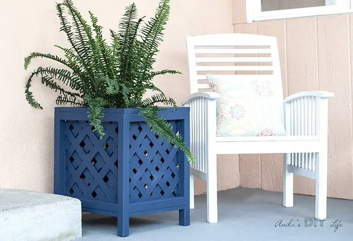 Lattice Planter Box