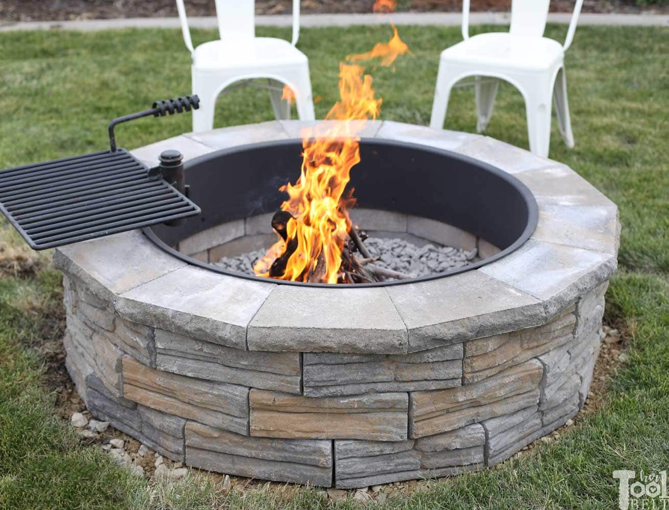 Stylish Fire Pit with Grill 