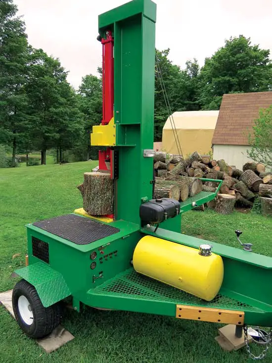 Log Splitter With Loading Arm
