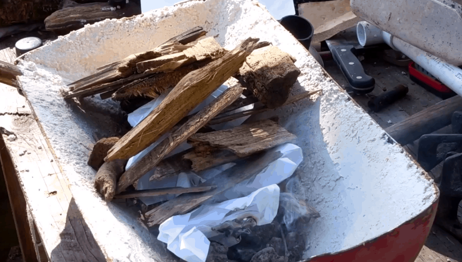 20 Homemade Forge Plans & Tutorials For Every Skill Level 7 Large Wood-Burning Forge